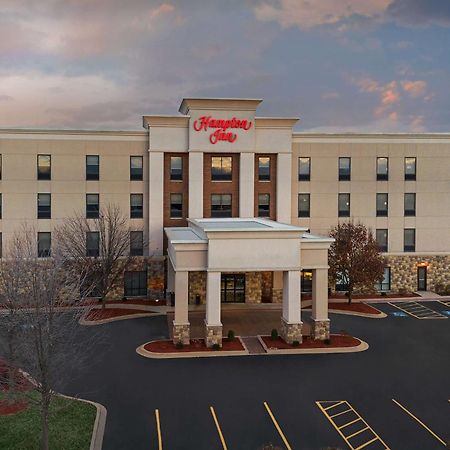 Hampton Inn Yorkville Экстерьер фото